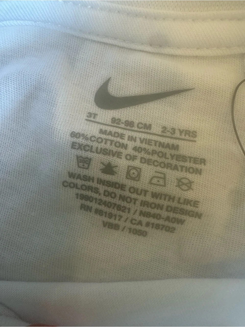 Nike Move with Nature short sleeve tshirt white / pink girls size 3T NWT
